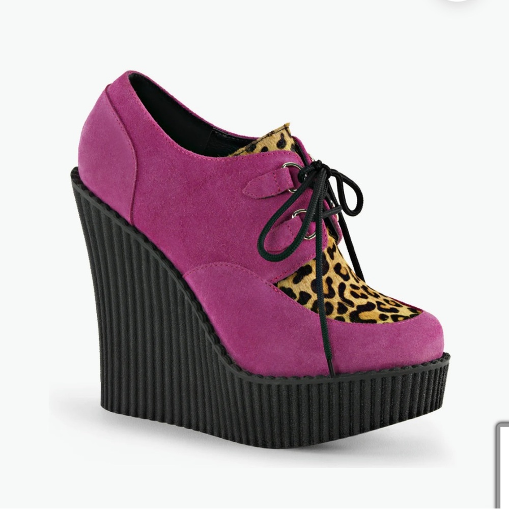 NIB HOT PINK LEOPARD PRINT DEMONIA CREEPER 304 WEDGES